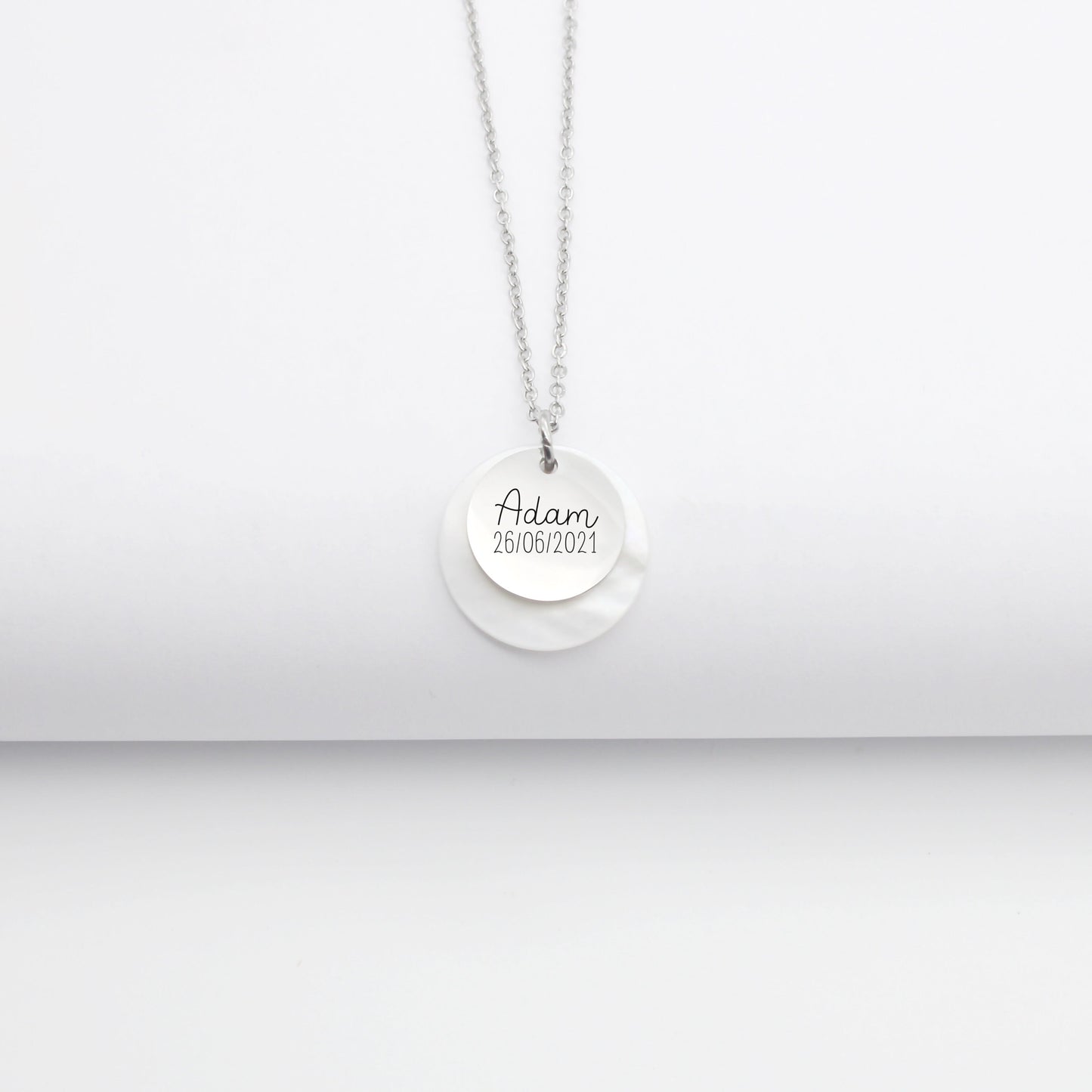 Collier Personnalisé et Nacre, Collier pour Maman, Bijou Maman, Cadeau marraine, Cadeau naissance, Cadeau fête des mères
