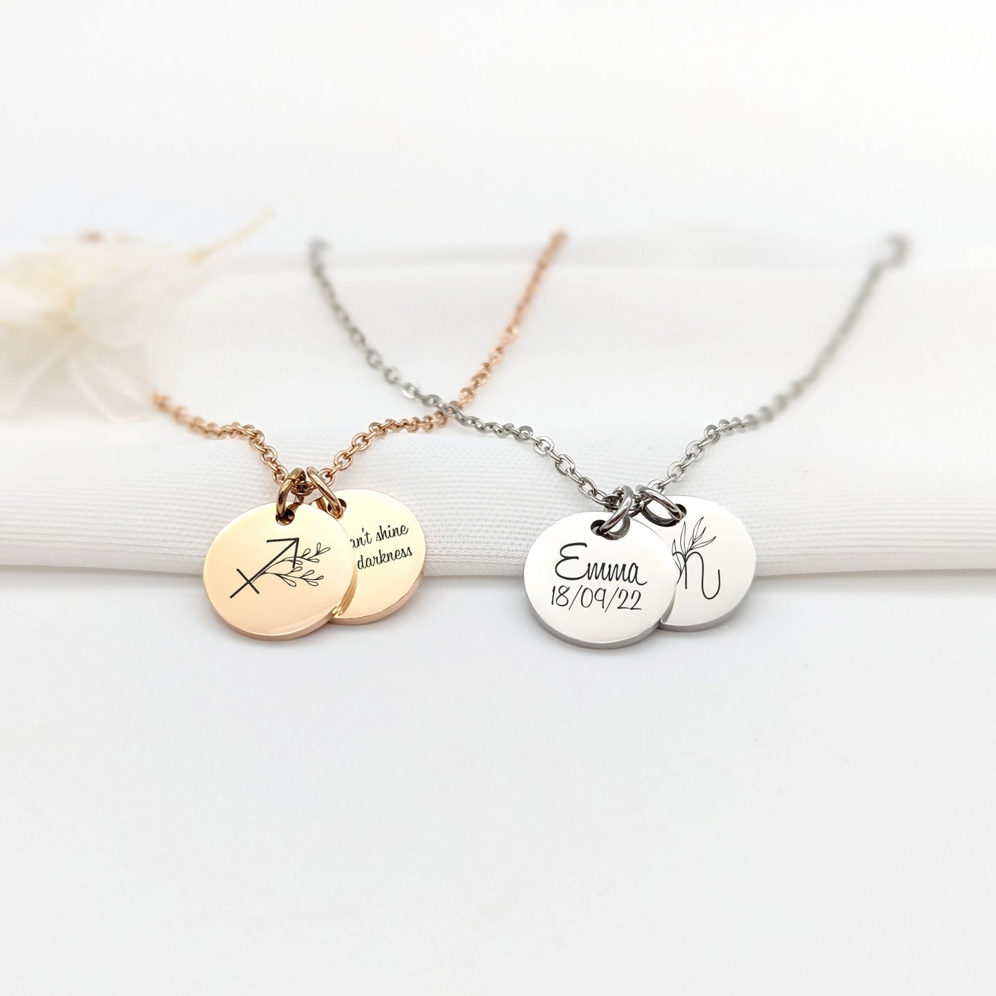 Collier signe du zodiaque et gravure, Collier personnalisé, Bijou maman, Marraine, Cadeau Naissance, Cadeau baptême, Cadeau anniversaire