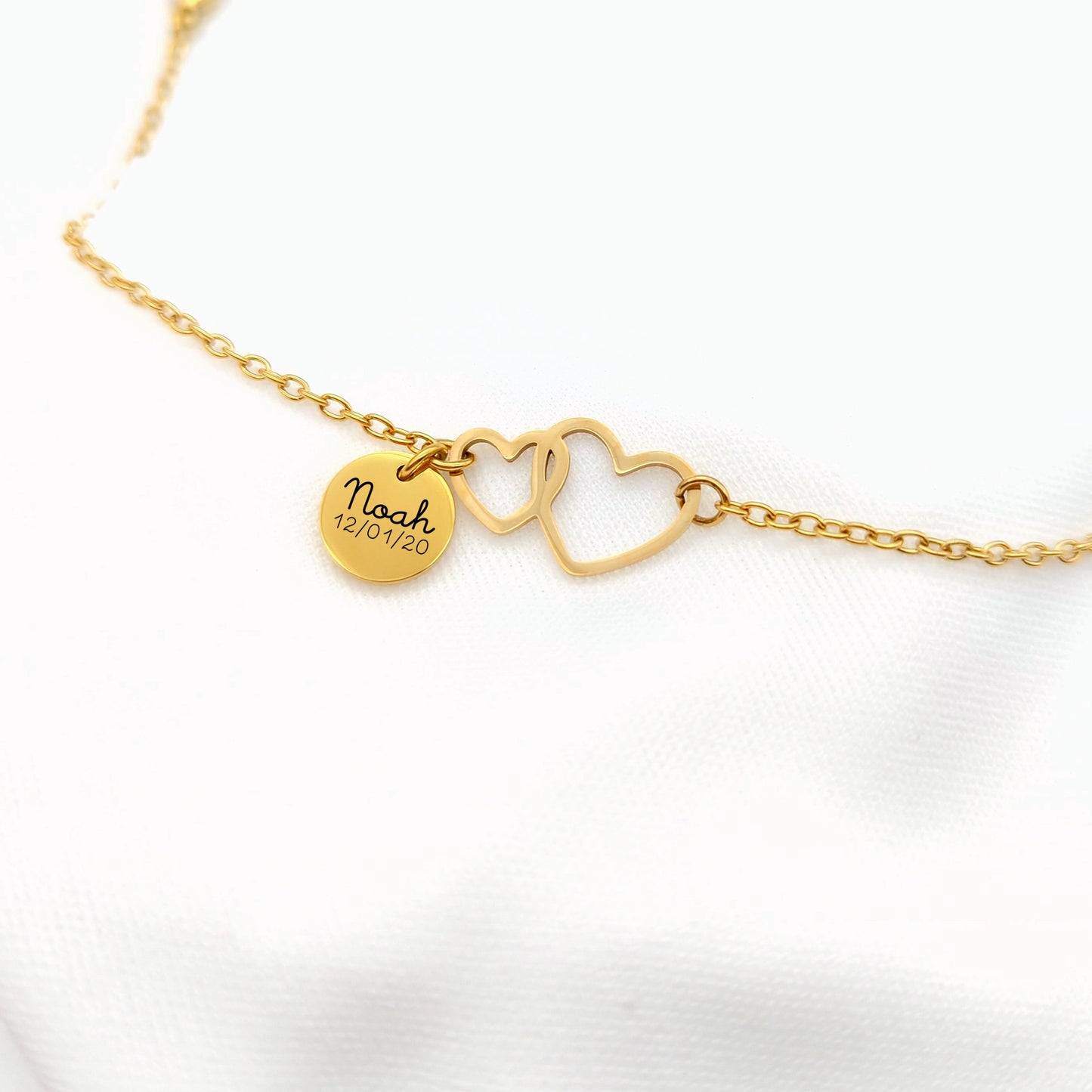 Bracelet Personnalisé avec cœurs et médaille gravée, Bracelet prénom, Bijou Maman, cadeau demoiselle honneur, Cadeau fête des mères,