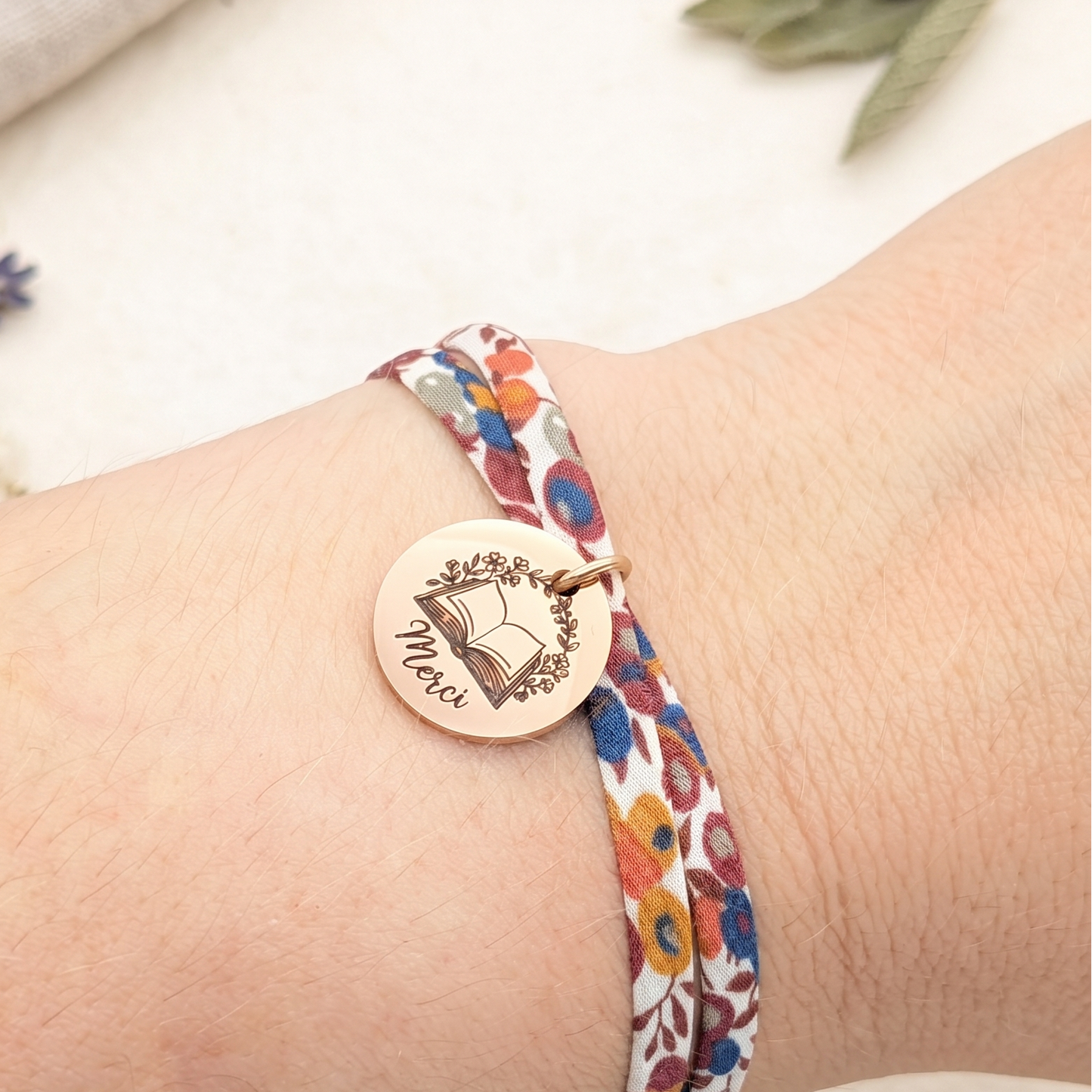 Bracelet personnalisé Merci Maitresse cordon Liberty - Merci maitresse