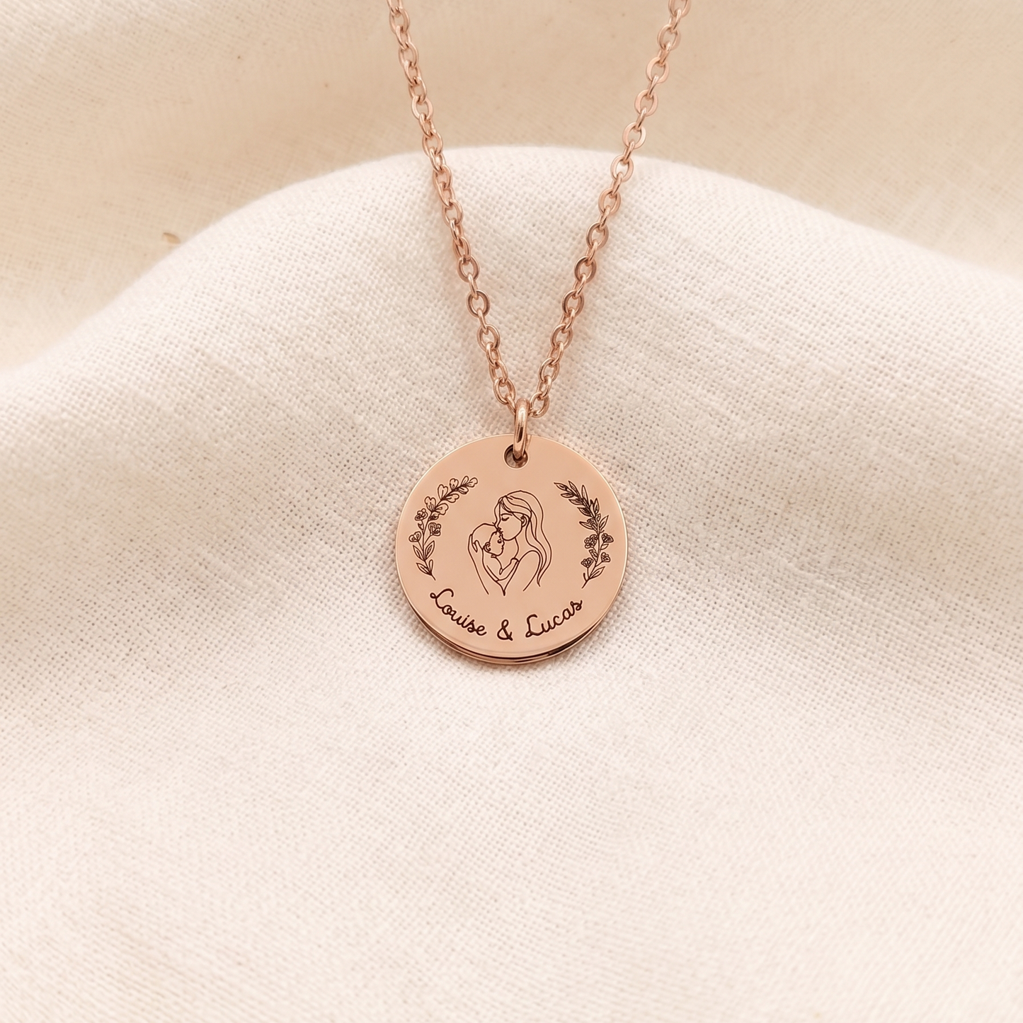 Collier personnalisé Fête des Mères médaille ronde 20 mm