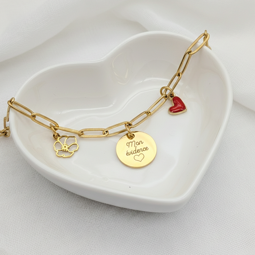 Bracelet personnalisé mailles larges multi-Charms : Médaille Gravée, Cœur Émaillé et Fleur