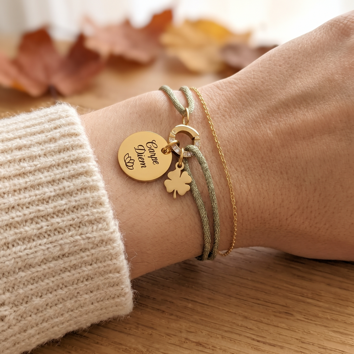 Bracelet Personnalisé Cordon Mokuba vert et médaille personnalisée acier inoxydable 
