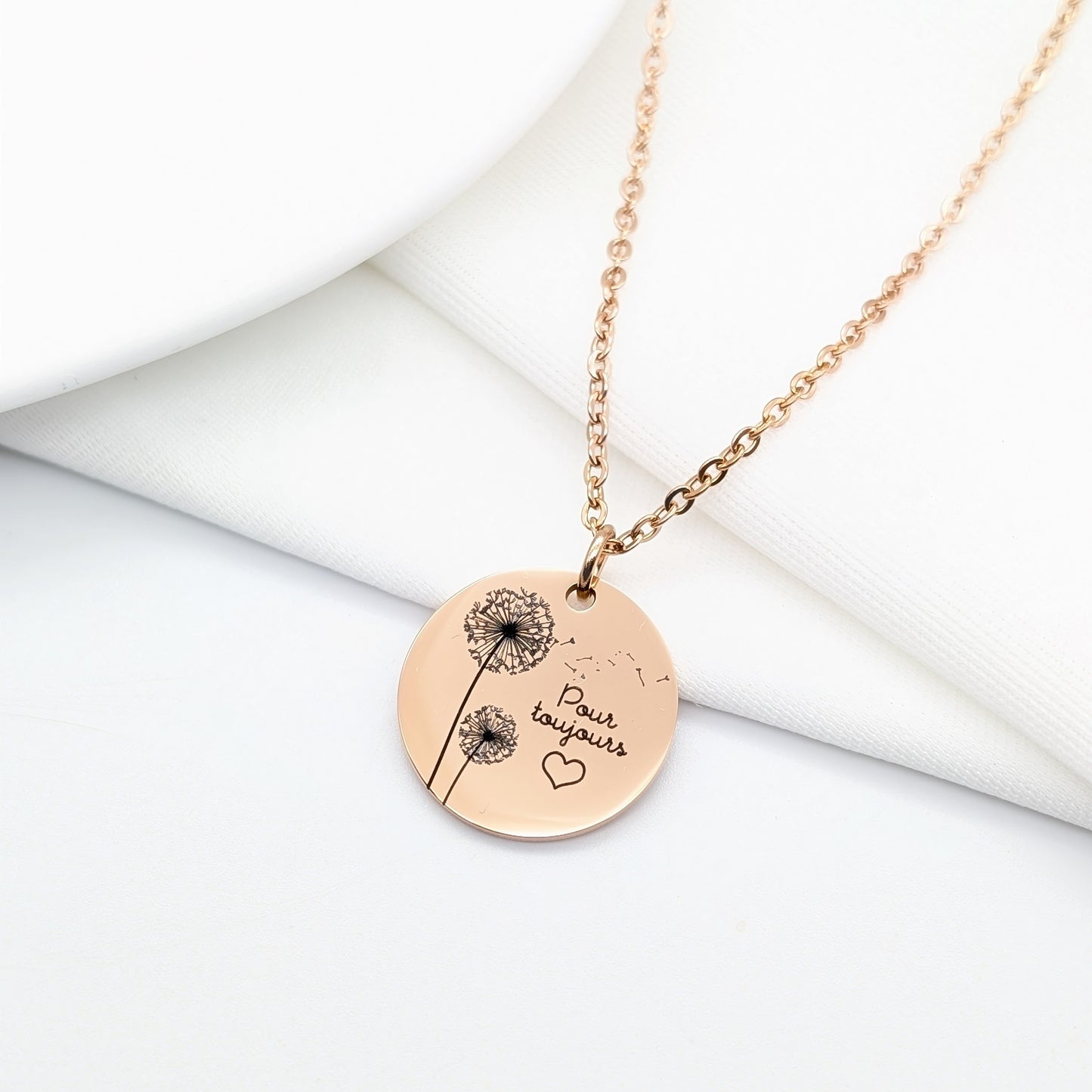 Collier personnalisé femme avec fleur de pissenlit et gravure