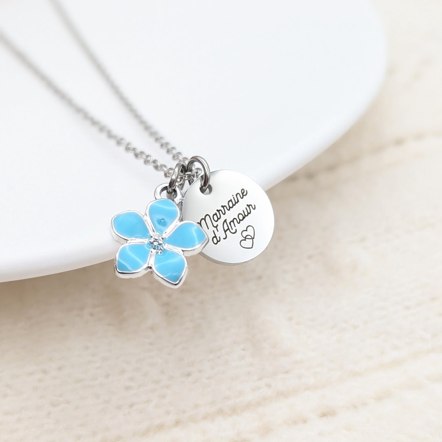 Collier personnalisé avec fleur émaillée et médailles 15 mm à graver