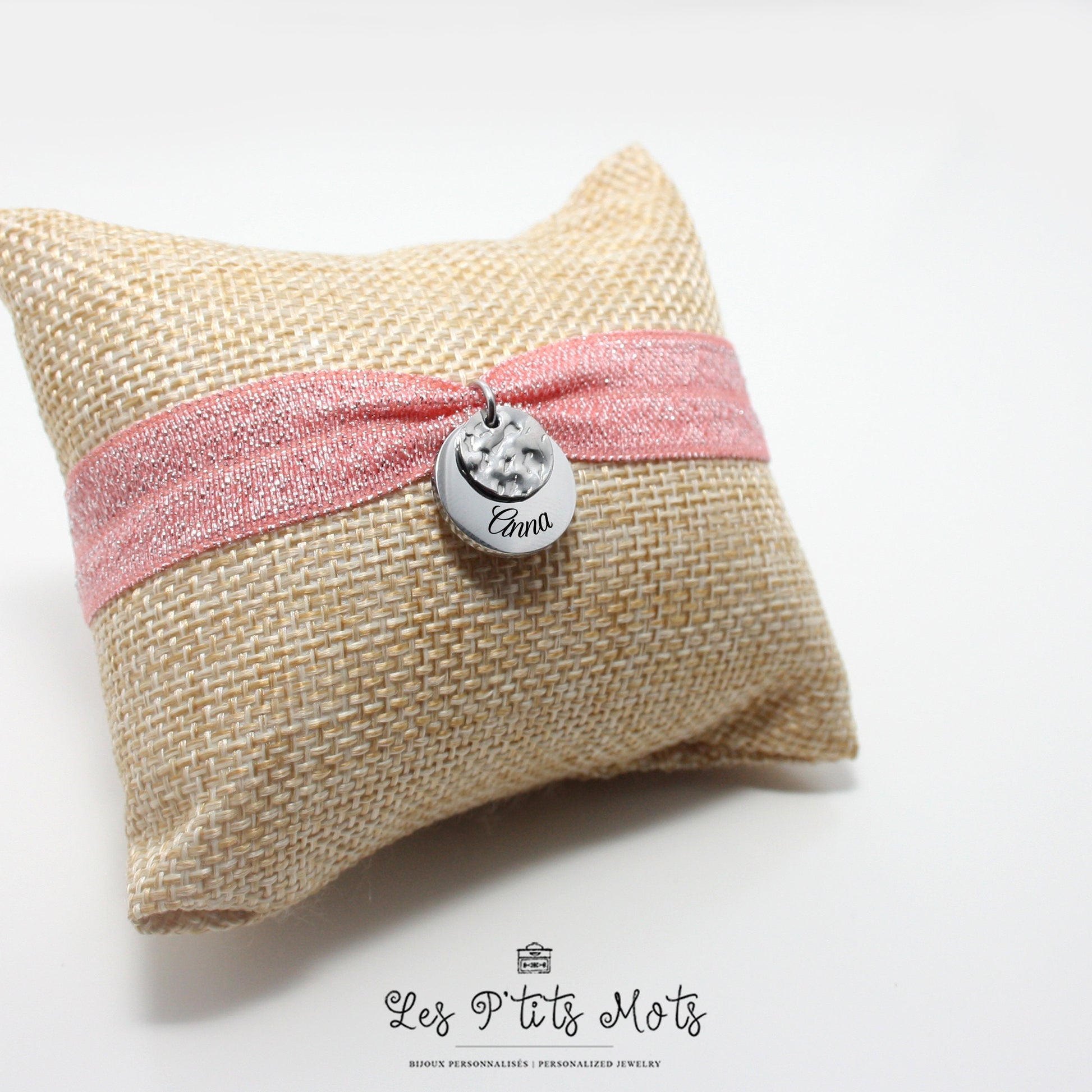 Bracelet personnalisé Elastique Médaille Martelée - Bracelet pour Maman, Marraine, Nounou, Cadeau Naissance, Cadeau Fête des mères