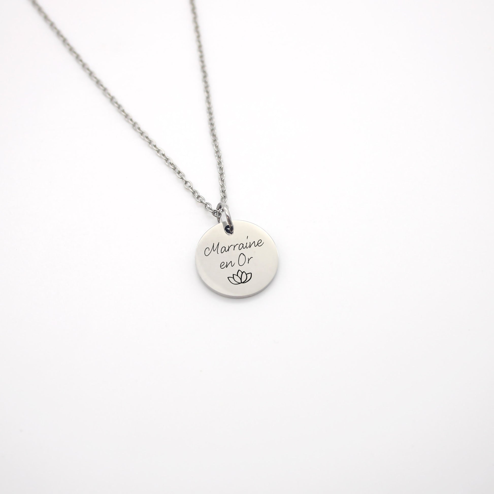 Collier avec médaille personnalisée, Collier personnalisable, Cadeau Maman, Marraine, Sœur, Cadeau Naissance, Bijou demoiselle d'honneur