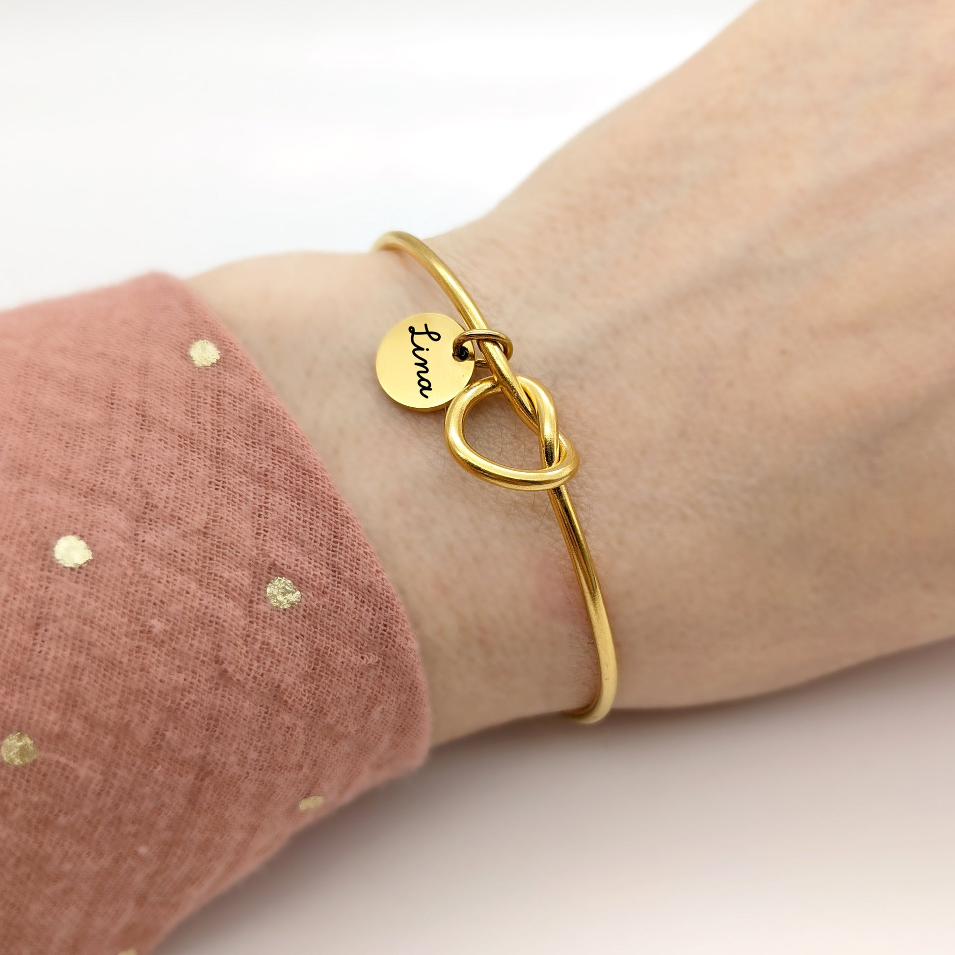 Bracelet jonc Personnalisé avec médailles gravées • Cadeau Maman, Cadeau Marraine, Cadeau EVJF, Cadeau Naissance, Cadeau Fête des mères