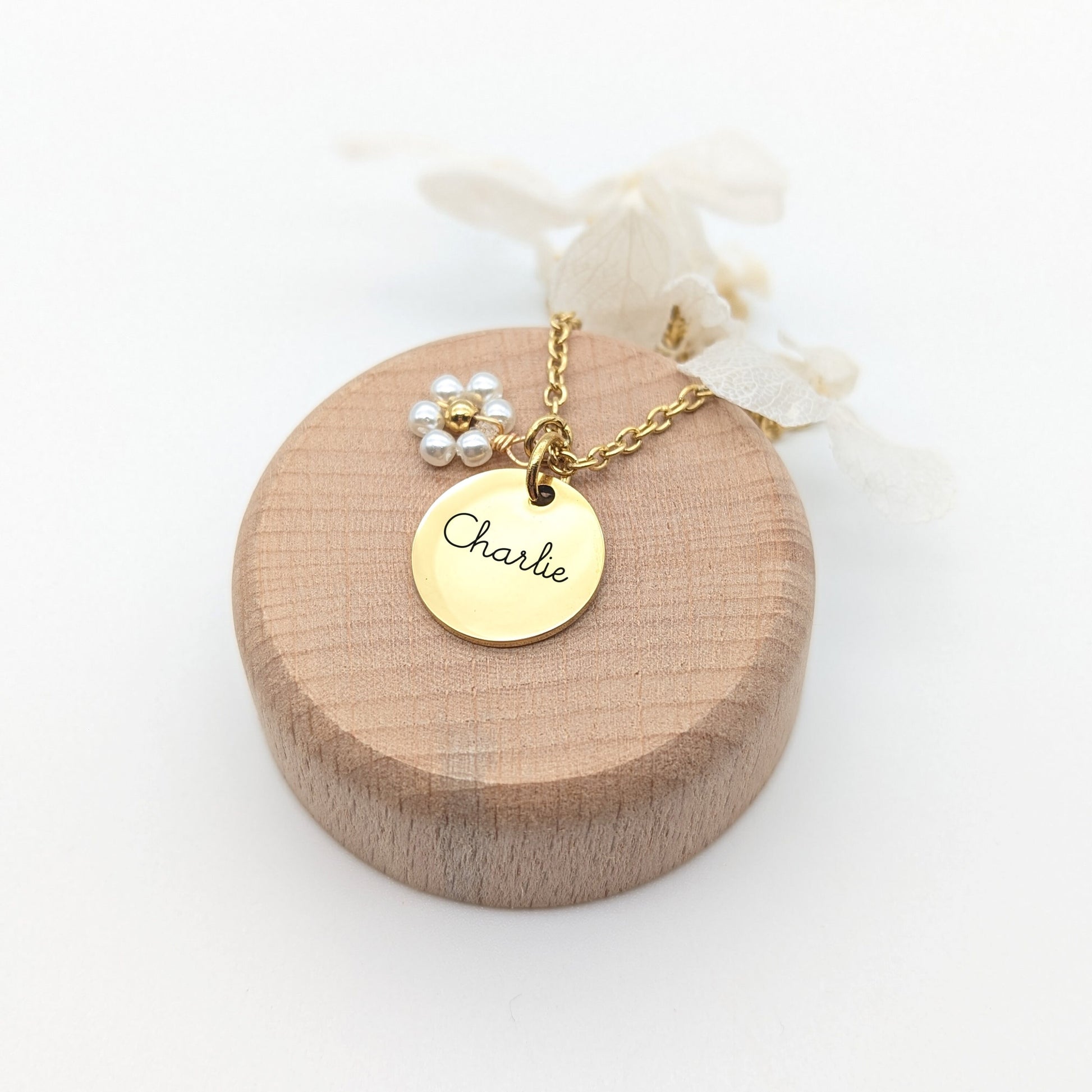 Collier Personnalisé en acier inoxydable avec Fleur, Bijou personnalisé, Cadeau Maman, Marraine, Cadeau naissance, Cadeau fête des mères