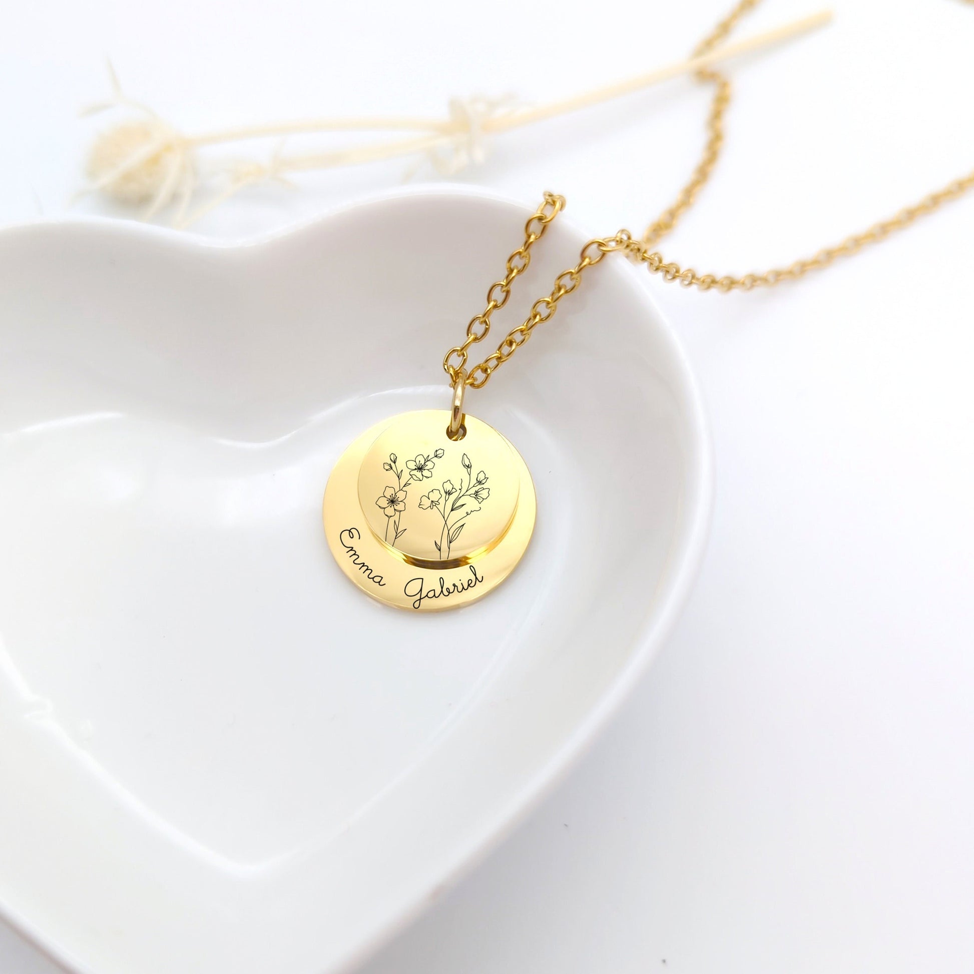 Pendentif médaille double réversible personnalisé plaqué or 15 mm et acrylique 20 mm gravées Pendentif médaille double réversible personnalisé plaqué or 15 mm et acrylique 20 mm gravées