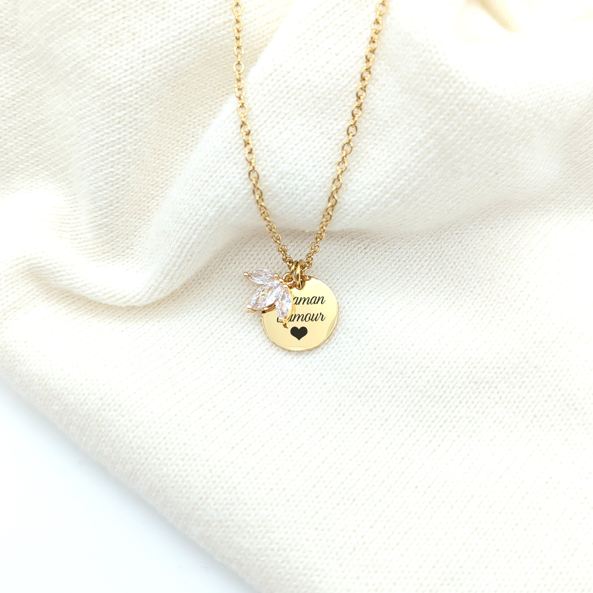 Collier personnalisé femme avec pendentif fleur, Collier Maman, Mamie, Marraine, Collier Nounou, Cadeau naissance, Cadeau Fête des mères
