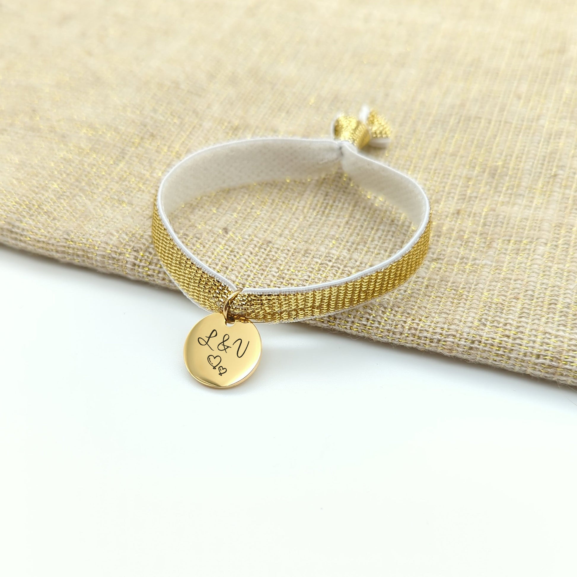Bracelet personnalisé ruban et médaille acier, Bracelet Maman, Cadeau Marraine, Cadeau Naissance, Cadedau demoiselle honneur, Fête des mères