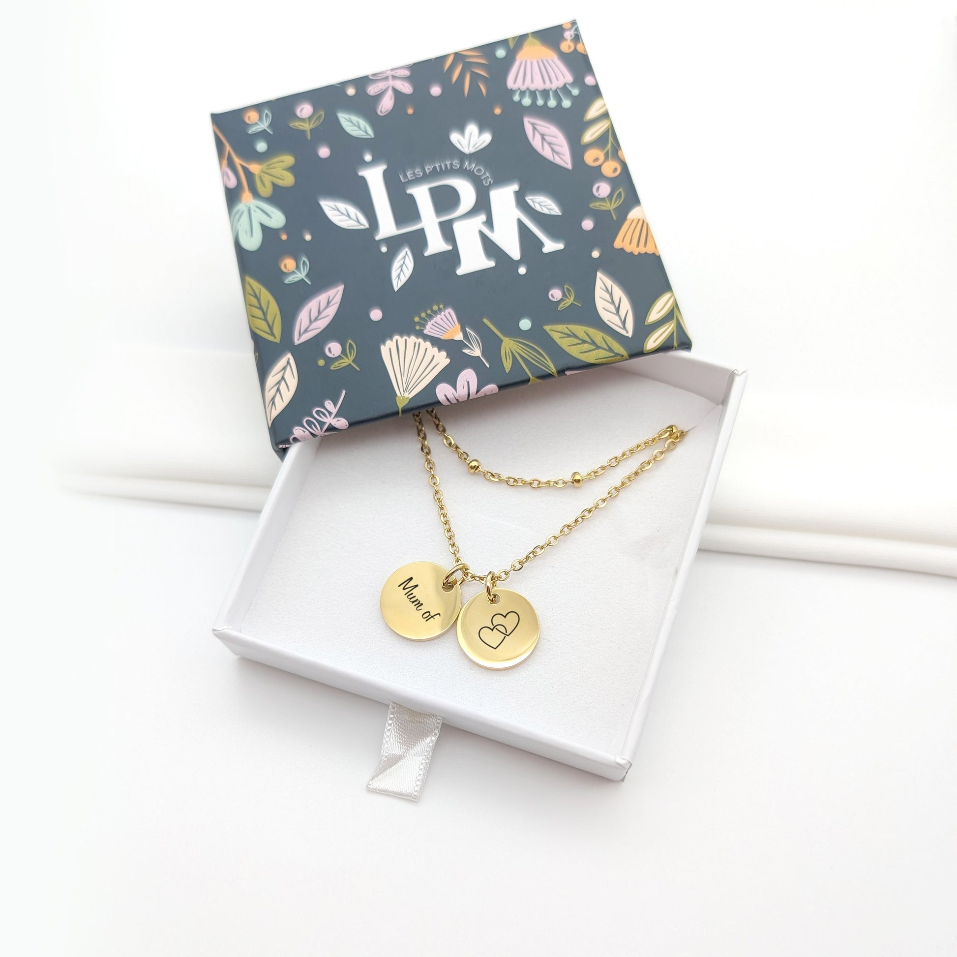 Collier Personnalisé femme avec médailles à graver • Collier Maman personnalisé, Bijou Marraine, Cadeau naissance, Cadeau Fête des mères