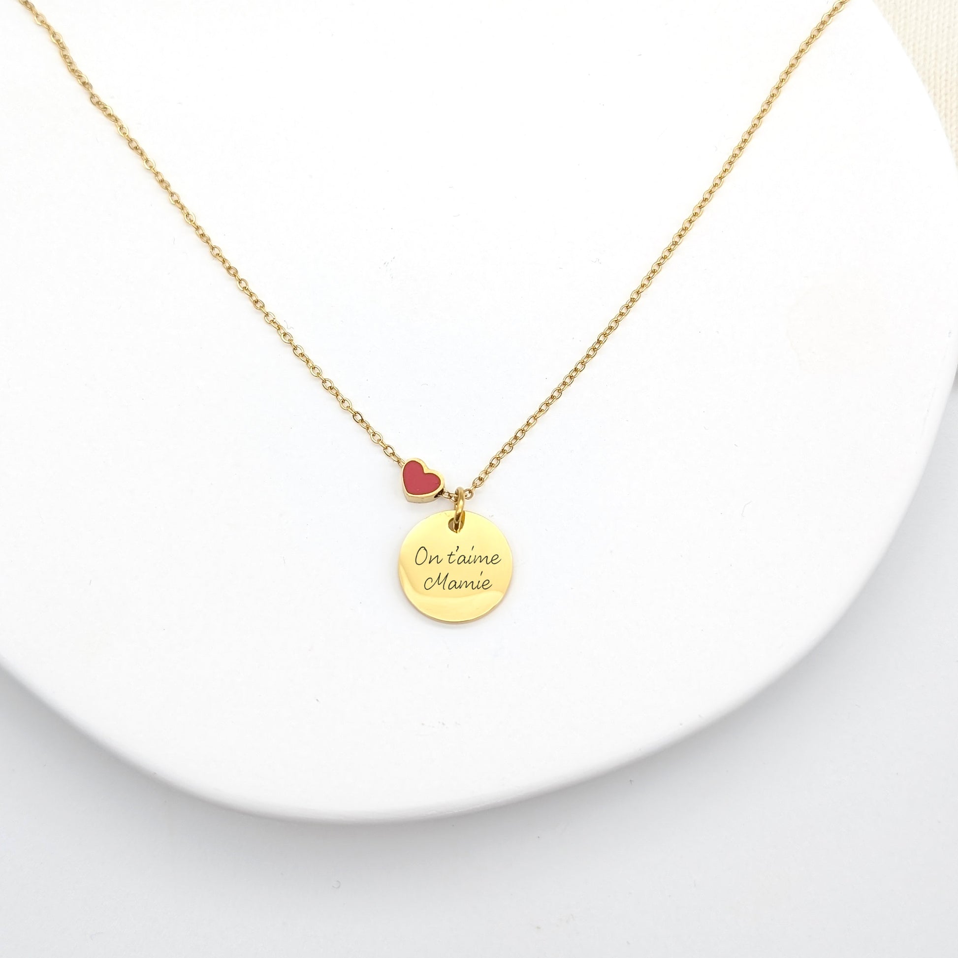 Collier personnalisé en acier avec cœur rouge émaillé • Collier pour Maman, Mamie, Marraine, Cadeau Naissance, Cadeau Fête des mères