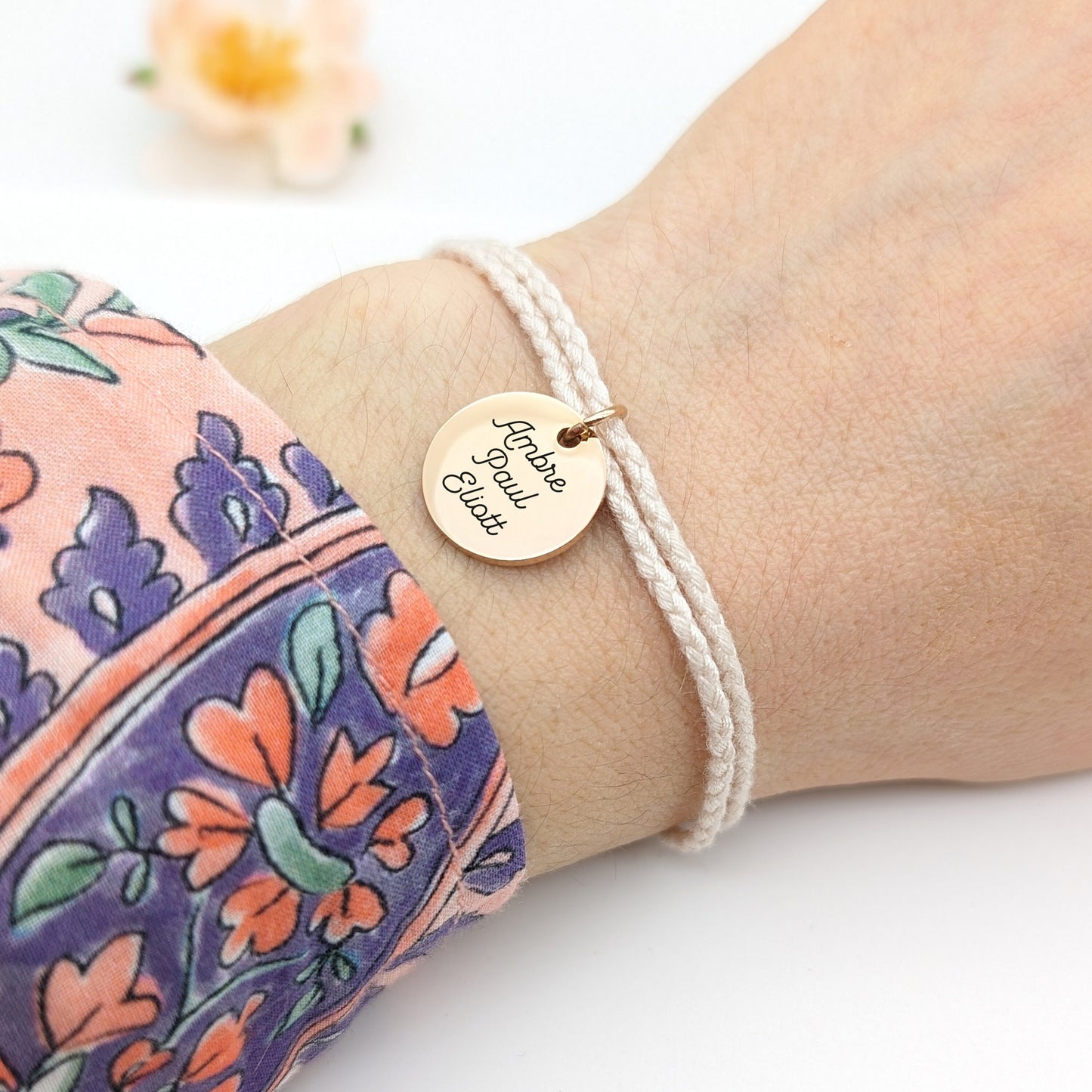 Bracelet cordon coton personnalisé médaille gravée - Bracelet personnalisé, Bracelet prénom, Cadeau EVJF, Cadeau témoin, Bijou Maman