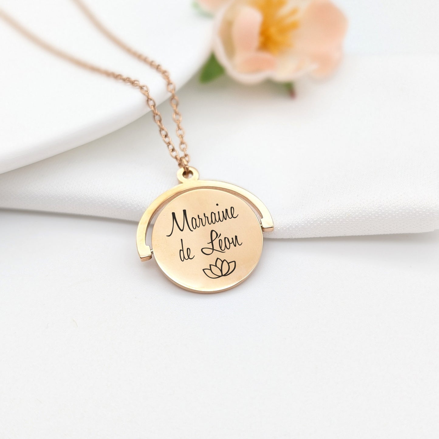 Collier personnalisé balancier et gravure sur mesure, Collier pour maman, marraine, mamie, Cadeau Fêtes des mères, Cadeau naissance