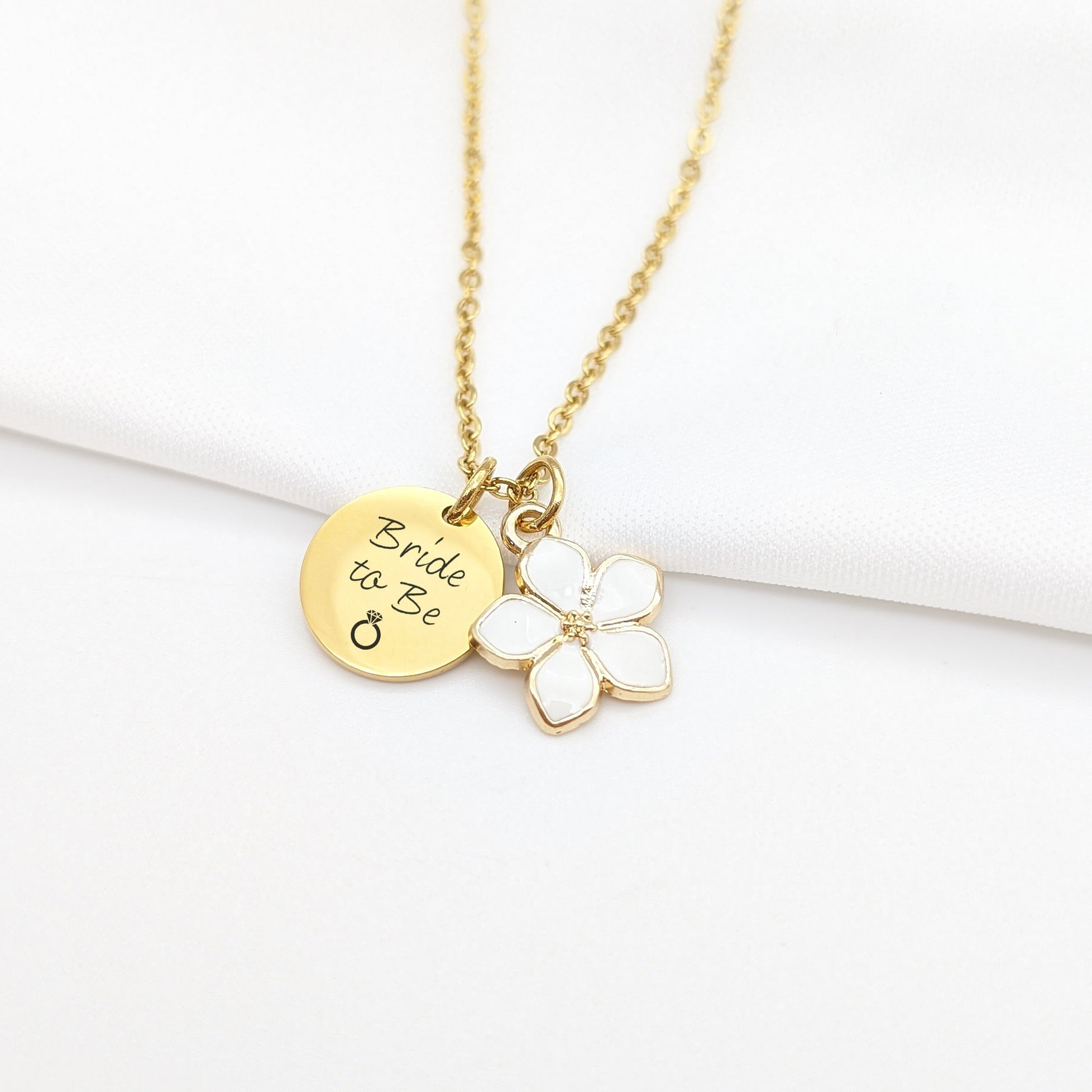 Collier personnalisé acier inoxydable avec fleur émaillée, Cadeau Fête des Mères, Collier Maman, Mamie, Marraine, Cadeau naissance, Nounou