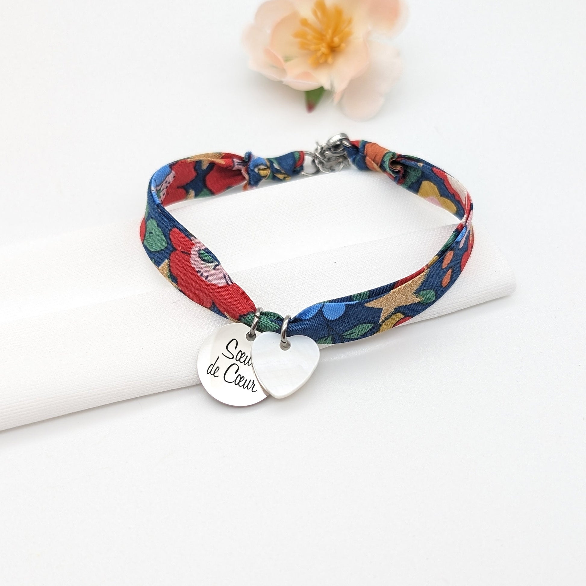 Bracelet Liberty personnalisé • Bracelet personnalisé prénom, Bijou Maman, Marraine, Cadeau naissance, Cadeau Fête des mères, Témoin mariage