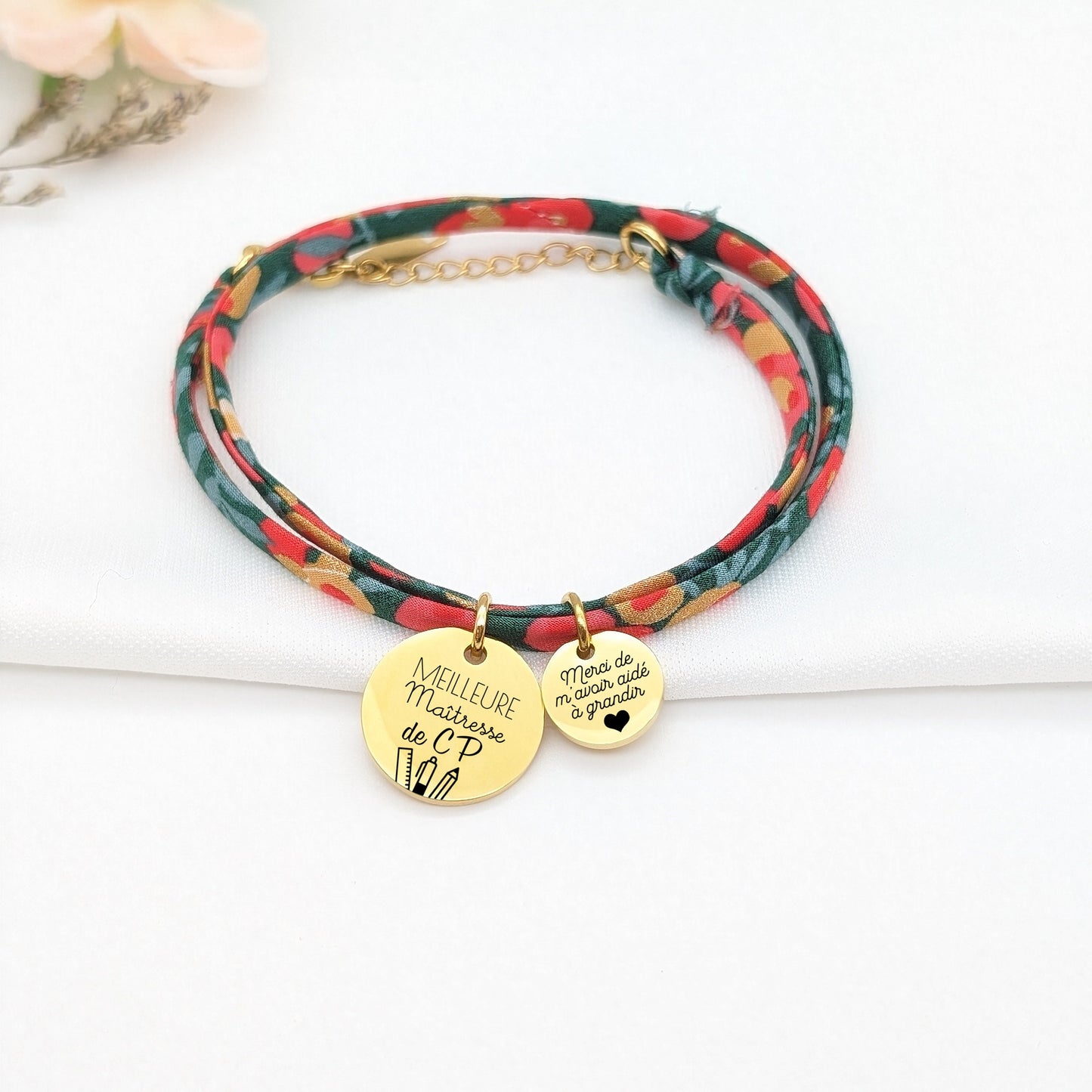 Bracelet maîtresse Personnalisé, cadeau Meilleure Maîtresse, Cadeau super ATSEM, Merci maîtresse, Cadeau fin d'année, cadeau enseignant