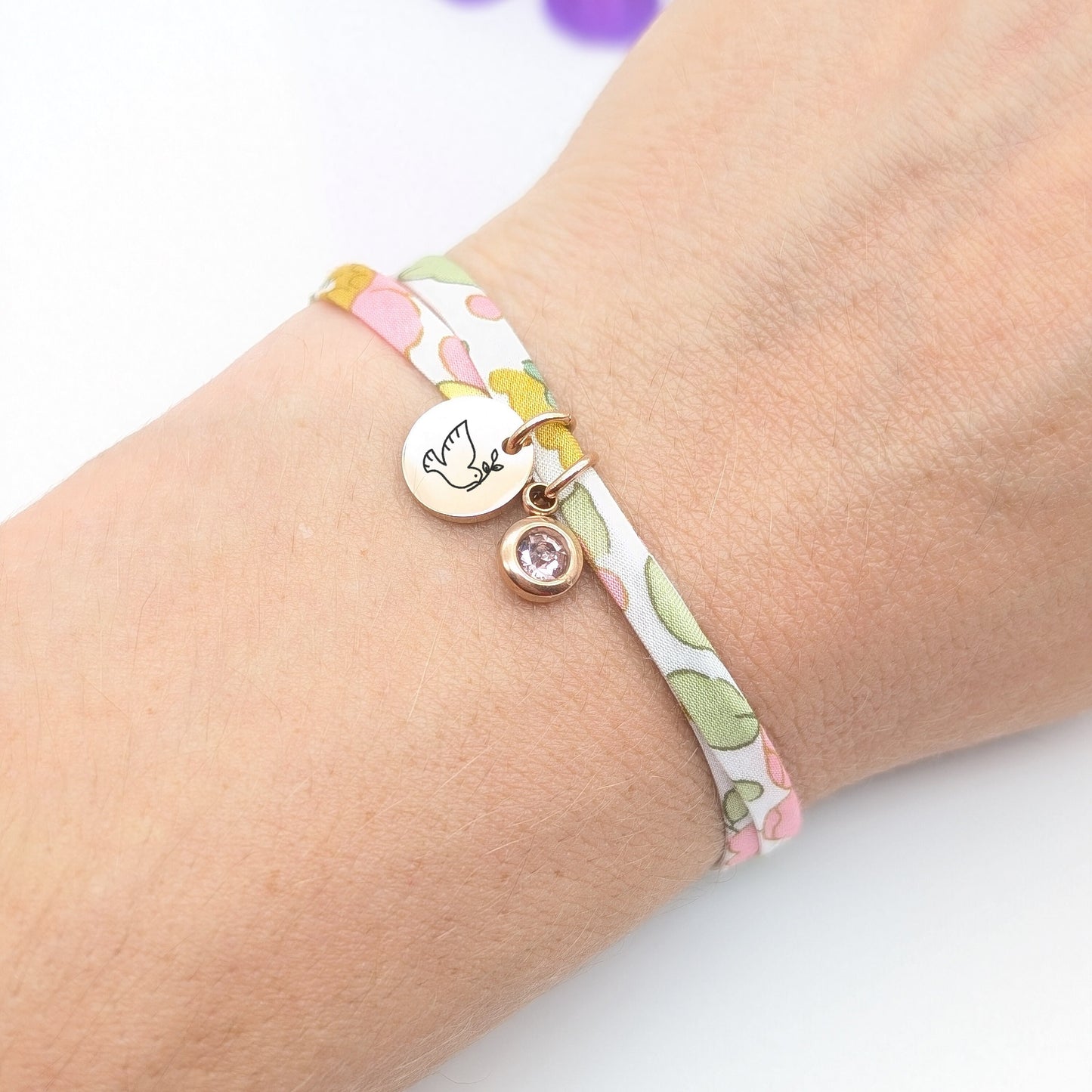 Bracelet personnalisable en liberty médailles gravées personnalisées de 10 mm et breloque au choix