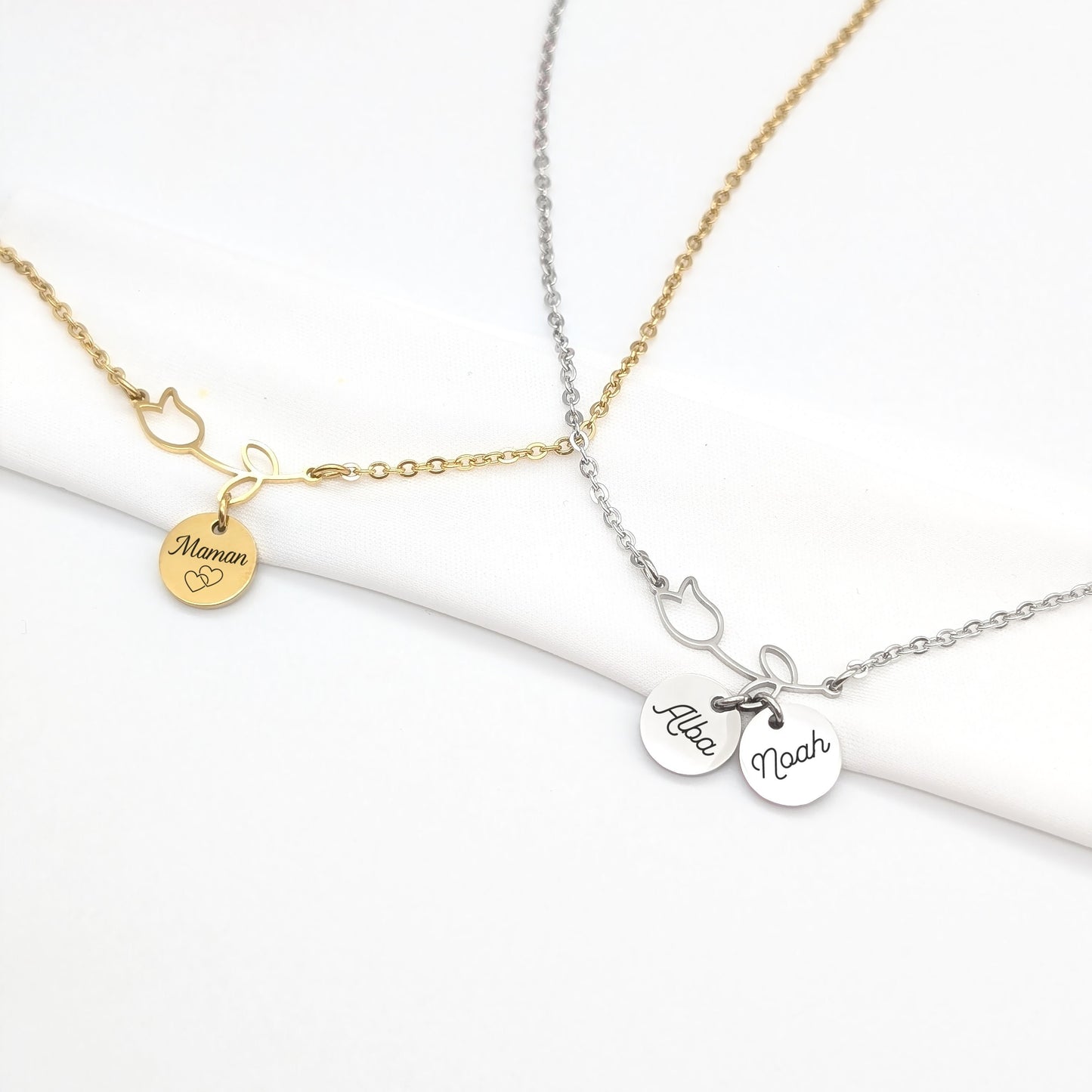 Collier en acier inoxydable avec pendentif fleur et médailles de 10 mm 
à graver