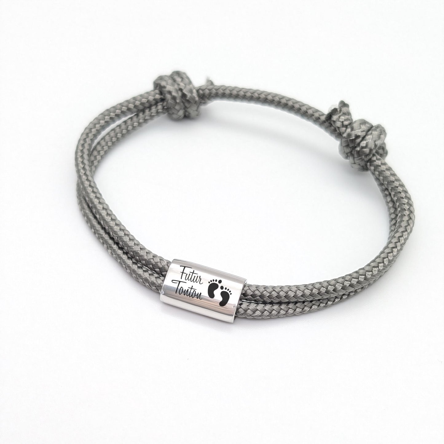 Bracelet Cordon Personnalisé Homme avec Médaille gravée Acier Inoxydable - Cadeau Noël pour Homme, Bracelet Papa, Parrain, Cadeau Noël Papa