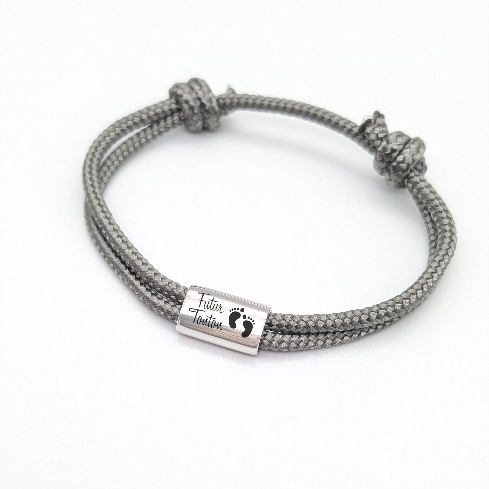 Bracelet Cordon Personnalisé Homme avec Médaille gravée Acier Inoxydable - Cadeau Noël pour Homme, Bracelet Papa, Parrain, Cadeau Noël Papa