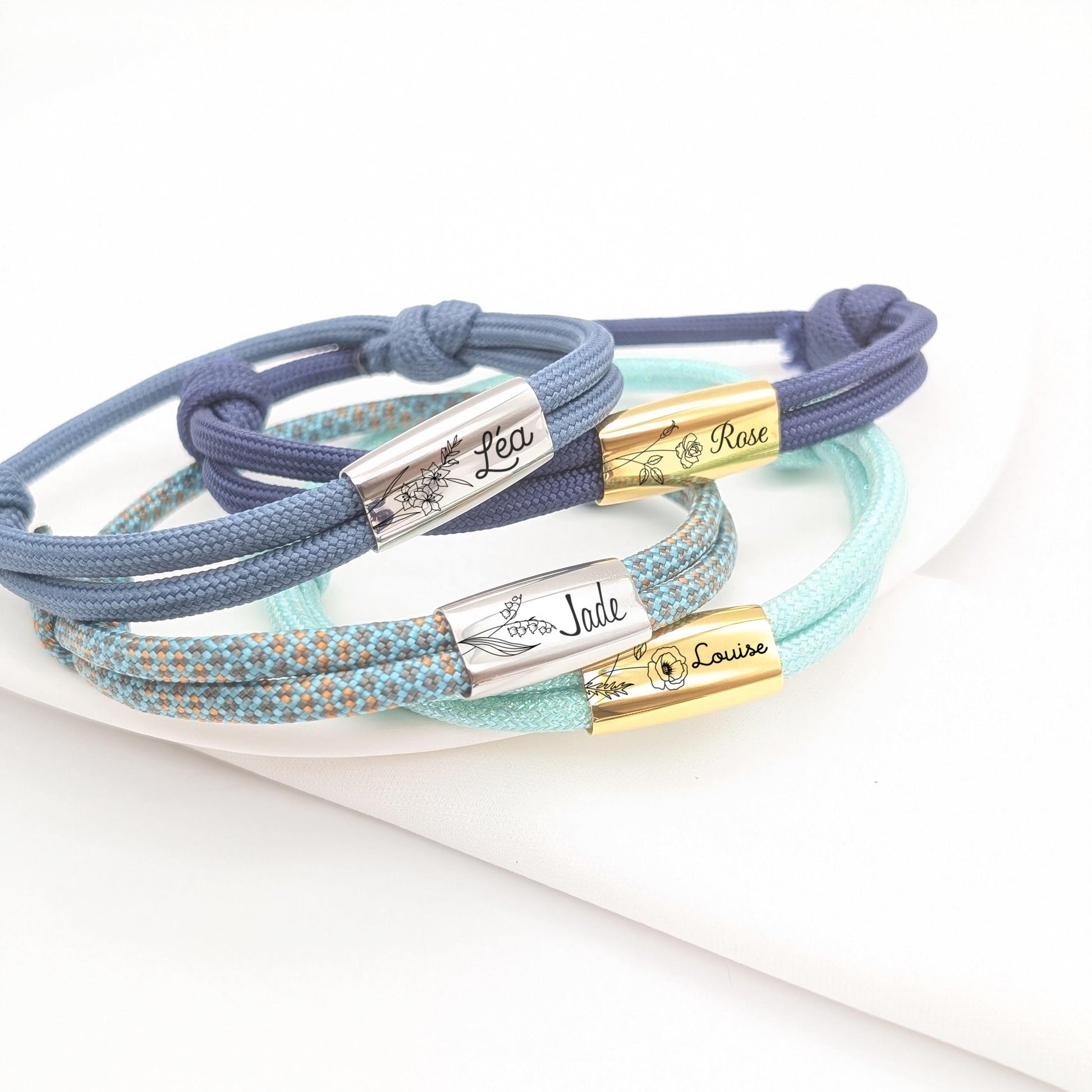 Bracelet Cordon Personnalisé Femme avec Médaille gravée Acier et Fleur de naissance - Cadeau Maman, Marraine, Cadeau Saint Valentin Femme