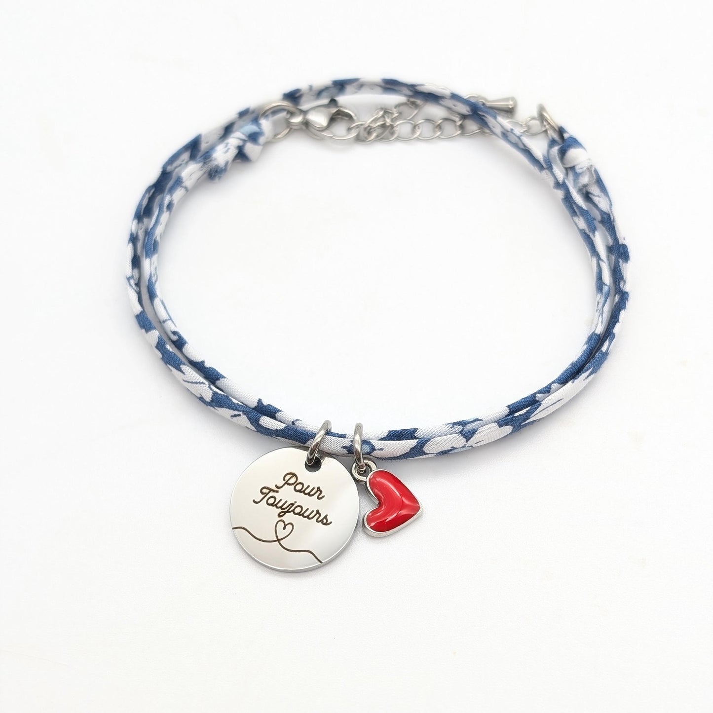 Bracelet personnalisé cordon Liberty médaille et cœur émaillé rouge, Cadeau Femme unique, Cadeau Saint-Valentin Femme, Cadeau Fête des mères