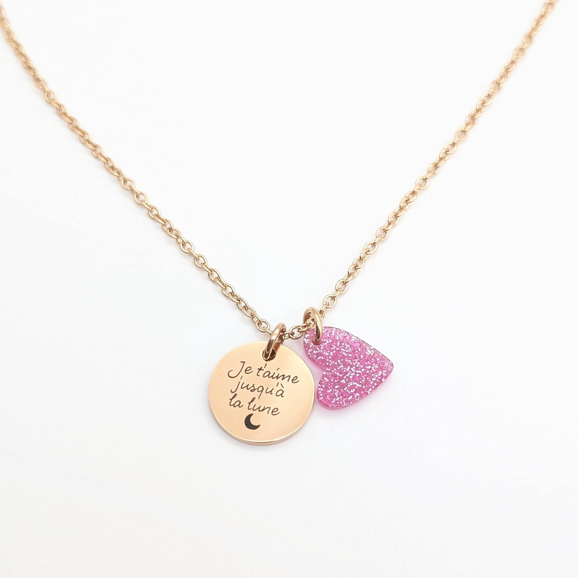 Collier personnalisé médaille gravée & charm cœur pailleté – Cadeau unique Noël, maman, marraine, amie, bijou personnalisé